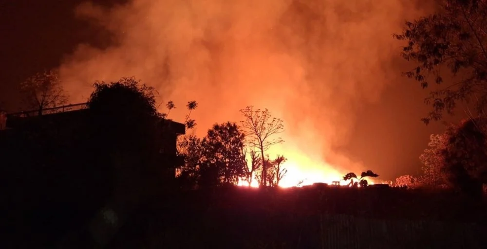 दाङमा प्लाई उद्योगमा आगलागी