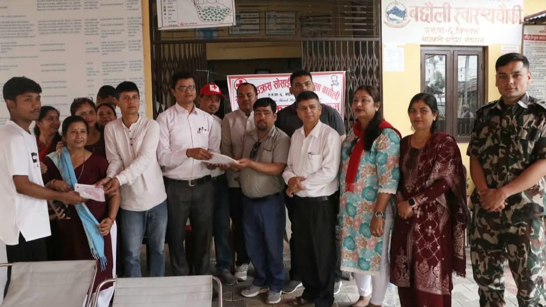 बछौलीमा ३६ जनाले गरे रक्तदान